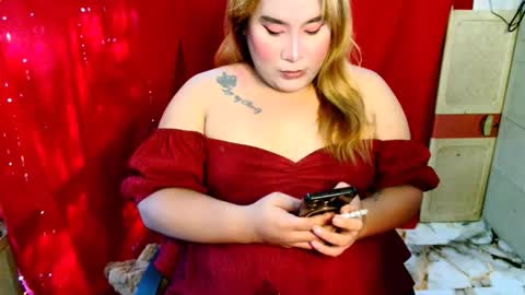 pretitit micole online show from 12.05.25