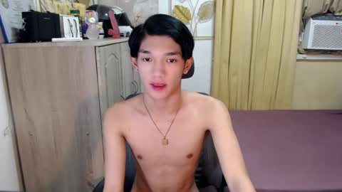Snapshot of urasian_john20 chatting on 07.18.26 urasian_john20 online show from 07.18.26