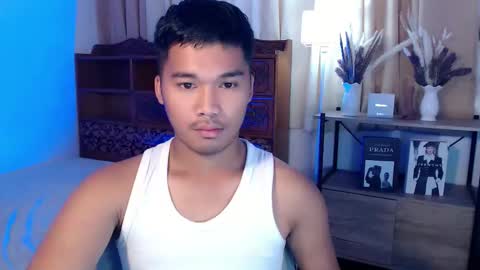 Snapshot of urasian_jpxx chatting on 04.10.26 JAMES online show from 04.10.26