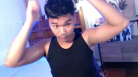Snapshot of urasian_jpxx chatting on 05.18.26 JAMES online show from 05.18.26