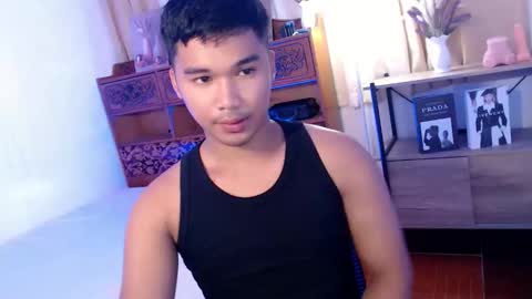 Snapshot of urasian_jpxx chatting on 05.20.26 JAMES online show from 05.20.26