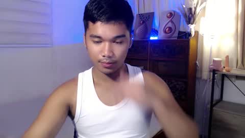 Snapshot of urasian_jpxx chatting on 05.27.26 JAMES online show from 05.27.26