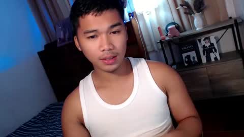 Snapshot of urasian_jpxx chatting on 06.18.26 JAMES online show from 06.18.26