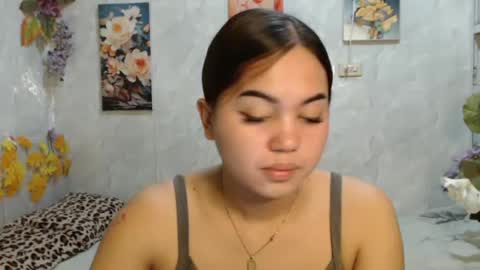 Snapshot of urasian_kat chatting on 06.27.26 urasian_kat online show from 06.27.26