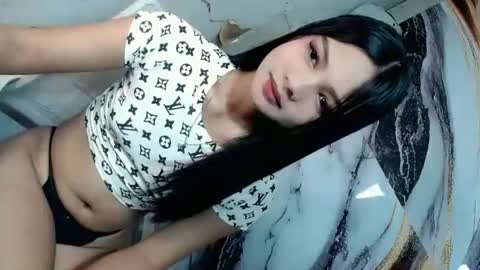 urasian_latinaxxx online show from 06.17.26