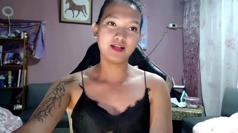 NEWRA  ALLISON online show from 02.23.25