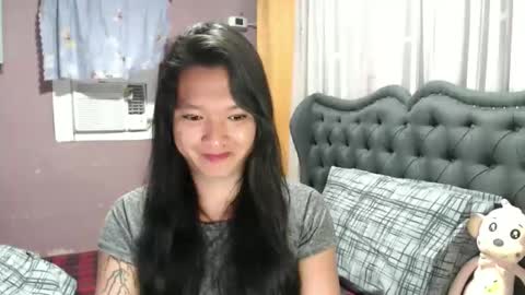 Snapshot of urasian_newra chatting on 03.17.26 NEWRA ALLISON online show from 03.17.26