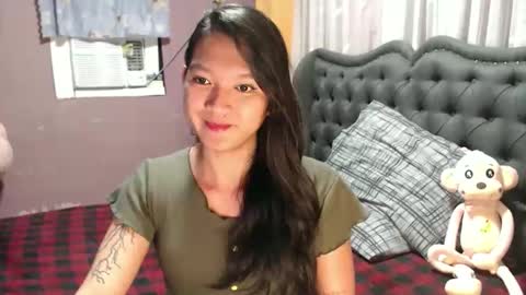 Snapshot of urasian_newra chatting on 03.18.26 NEWRA ALLISON online show from 03.18.26