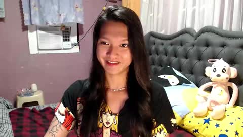 Snapshot of urasian_newra chatting on 04.14.26 NEWRA ALLISON online show from 04.14.26
