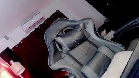 Snapshot of urasian_sweet_ria19 chatting on 07.15.26 Ria online show from 07.15.26