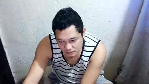 Snapshot of urasianguy90 chatting on 02.11.26 carlo online show from 02.11.26