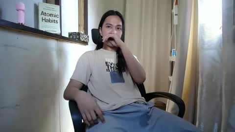 Snapshot of urasiantserika chatting on 01.31.25 Erika online show from 01.31.25