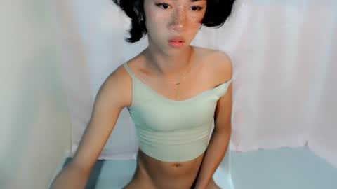 urasianyana online show from 04.18.26