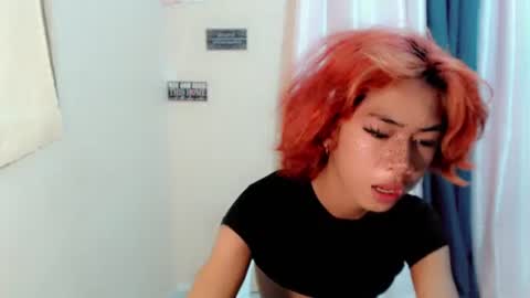 Snapshot of urasianyana chatting on 05.14.26 urasianyana online show from 05.14.26