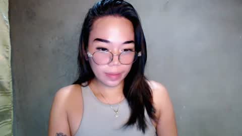 Snapshot of urbabydollx16 chatting on 07.05.26 urbabydollx16 online show from 07.05.26
