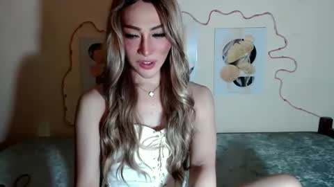 QUEEN ANGEL online show from 02.28.26