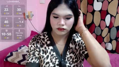 Sofia online show from 10.14.25