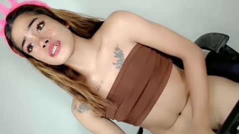 Haley Mhate online show from 02.22.25