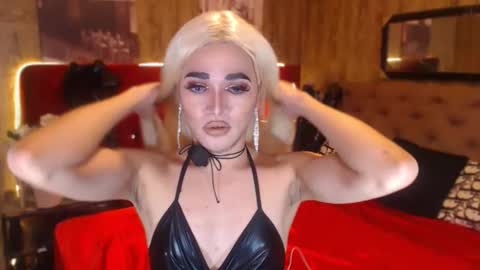 KENDALL online show from 01.11.25