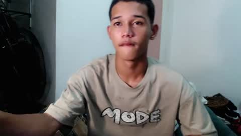 Snapshot of urdreamboy_clarin chatting on 06.28.26 urdreamboy_clarin online show from 06.28.26