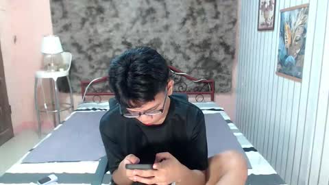 Snapshot of urdreamboy_doms chatting on 05.04.26 urdreamboy_doms online show from 05.04.26
