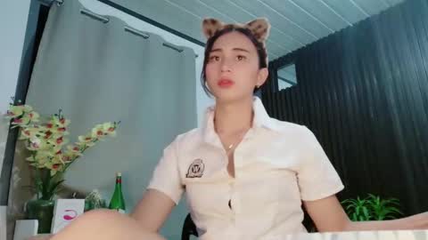 Snapshot of urfave_bbgirl chatting on 02.04.26 urfave_bbgirl online show from 02.04.26