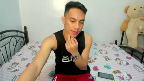 urfucker_vinz online show from 02.22.26