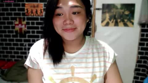 Snapshot of urgirl_dimple chatting on 03.15.26 Dimple online show from 03.15.26