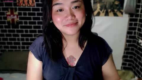 Snapshot of urgirl_dimple chatting on 03.23.26 Dimple online show from 03.23.26