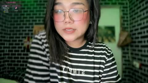 Snapshot of urgirl_dimple chatting on 04.08.26 Dimple online show from 04.08.26