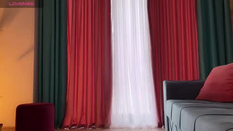 Jenny online show from 09.11.25