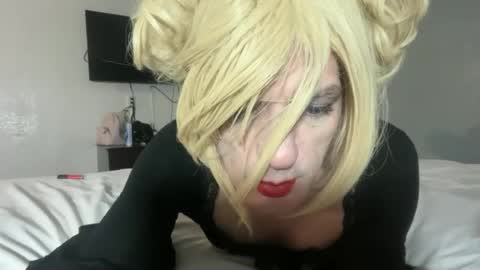 Snapshot of urgrlkandalee chatting on 06.27.26 urgrlkandalee online show from 06.27.26
