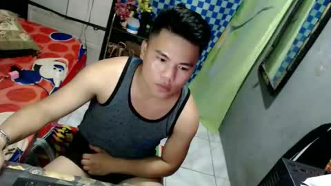 Snapshot of urhardfucker28xxx chatting on 04.15.26 Juven online show from 04.15.26