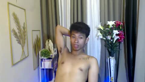 Snapshot of urhotfuckingass chatting on 04.21.26 richard online show from 04.21.26