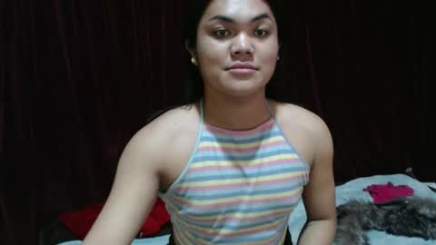 Snapshot of urhottie_bella chatting on 02.22.26 urhottie_bella online show from 02.22.26