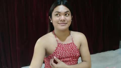 Snapshot of urhottie_bella chatting on 03.02.26 urhottie_bella online show from 03.02.26