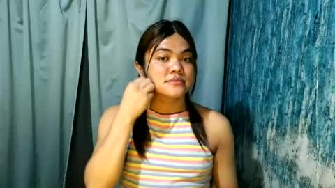 urhottie_bella online show from 07.07.26