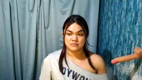 urhottie_bella online show from 07.13.26