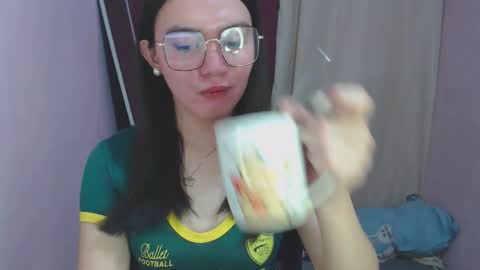 Snapshot of urhottiest_katey chatting on 05.03.26 Katey online show from 05.03.26