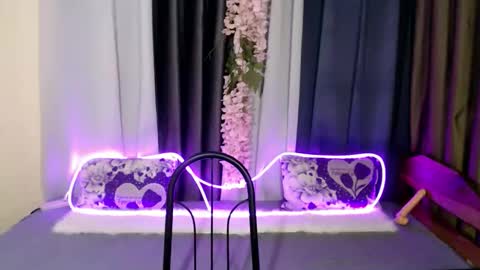 urlovely_jemma online show from 04.13.26