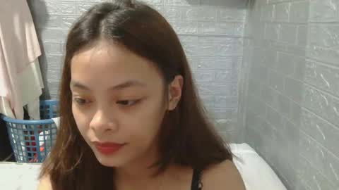 Snapshot of urlovely_yang03 chatting on 05.20.26 juliana online show from 05.20.26