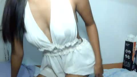 It me SHELLA  online show from 07.07.26