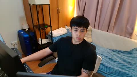 Snapshot of urnatty_guy chatting on 05.25.26 ander online show from 05.25.26