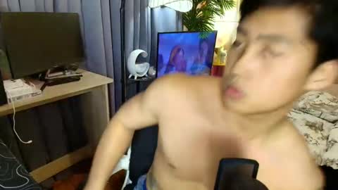 Snapshot of urnatty_guy chatting on 05.29.26 ander online show from 05.29.26