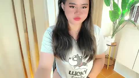 Snapshot of urnaughty_ceciliaxxx chatting on 04.10.26 cecilia online show from 04.10.26