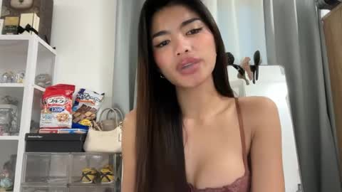 Snapshot of urnaughtyasianprincessjam chatting on 06.18.26 urnaughtyasianprincessjam online show from 06.18.26