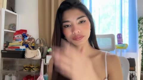 Snapshot of urnaughtyasianprincessjam chatting on 07.27.26 urnaughtyasianprincessjam online show from 07.27.26