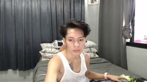 Snapshot of urpinoyasianx chatting on 02.17.25 Mel online show from 02.17.25