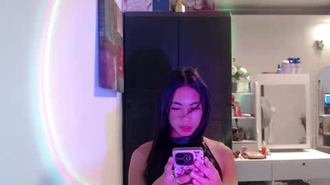 urpretty_mistake online show from 04.23.26