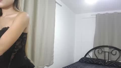 Snapshot of urprettyshantalxxx chatting on 02.07.26 Shantal online show from 02.07.26